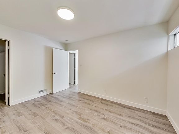 4th image of 875 Broadway APT 4