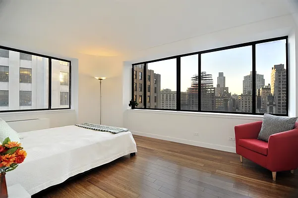 Sold by Corcoran | media 6