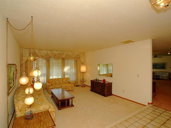 5th image of 11255 W Camas St