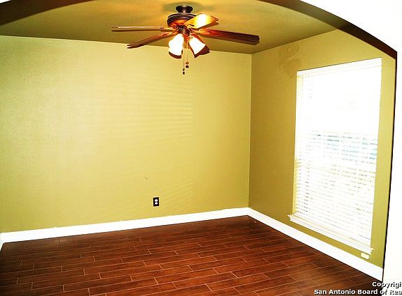 2nd image of 8607 Waldon Hts