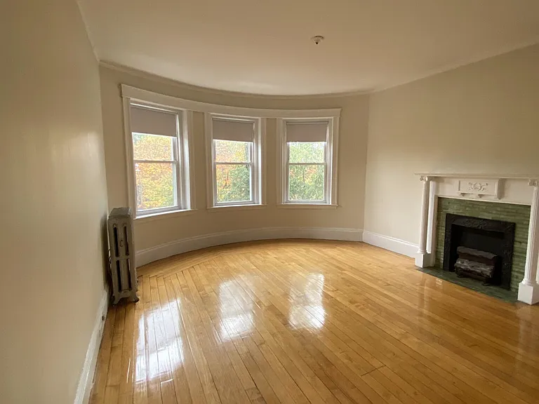 1828 Beacon St #7 — Photo 15