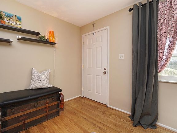 3rd image of 9008 Eldora Dr