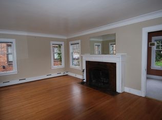 14 Aloha St, Seattle, WA 98109