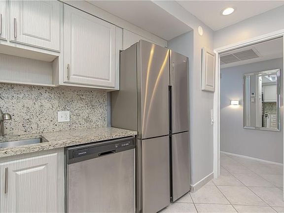 3rd image of 3300 N Palm Aire Dr APT 804