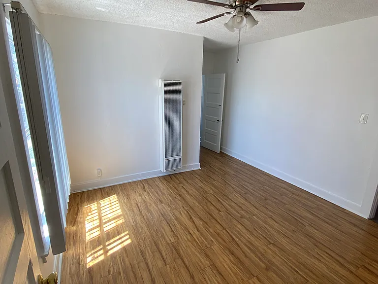 3620 Santa Fe Ave #15 — Photo 15
