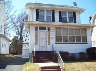 923 Summit St, Linden, NJ 07036