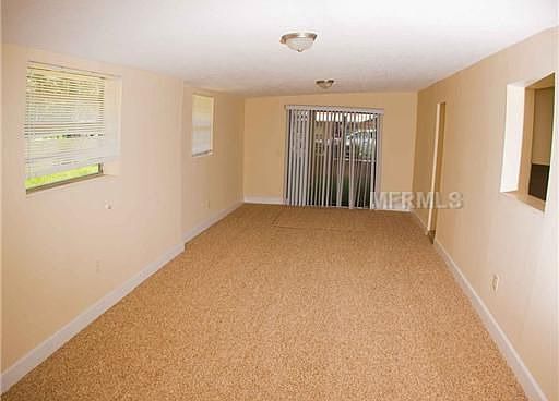 5th image of 3825 Holly Ct