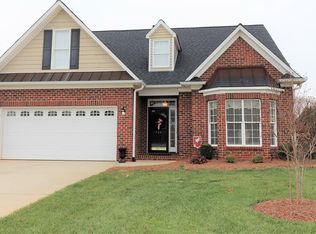 114 Cartgate Ct, Advance, NC 27006