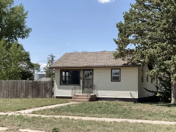 1301 Q St, Bridgeport, NE 69336