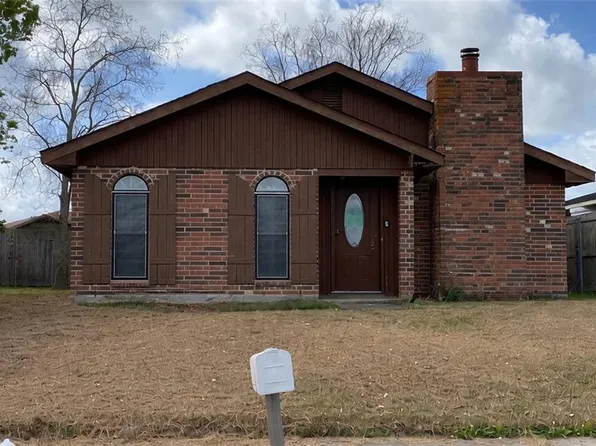 7548 Briarwood Dr, New Orleans, LA 70128