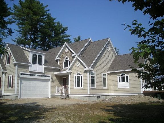 4th image of 638 E Shore Dr