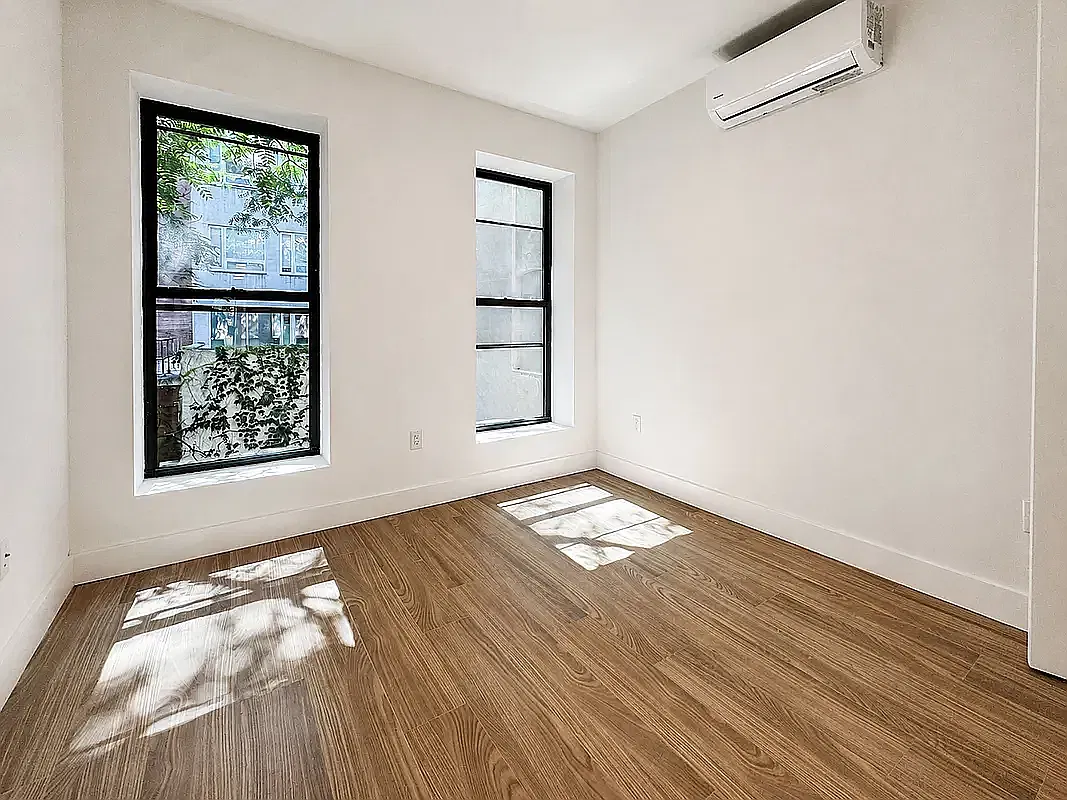 74 West 126th Street — Photo 2