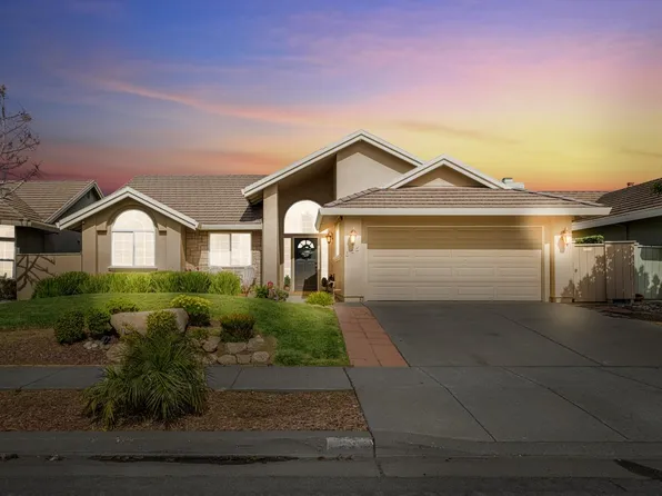 325 Westminster Dr, Salinas, CA 93906