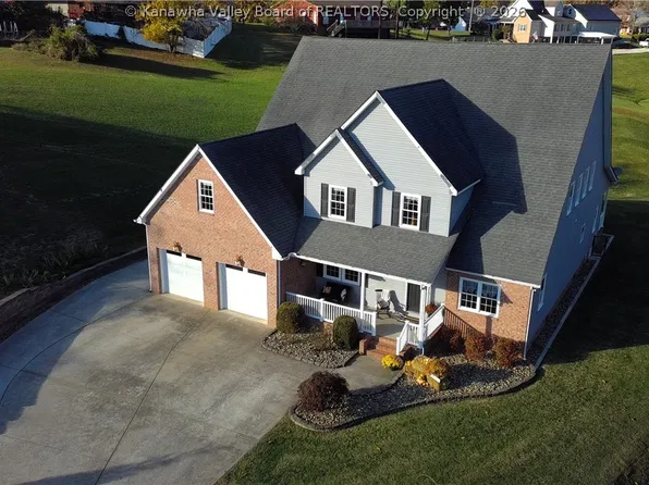 200 Oak Ridge Ln, Huntington, WV 25704