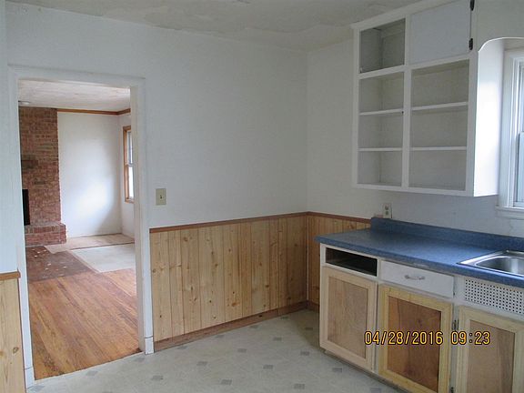 5th image of 707 Northwood Dr