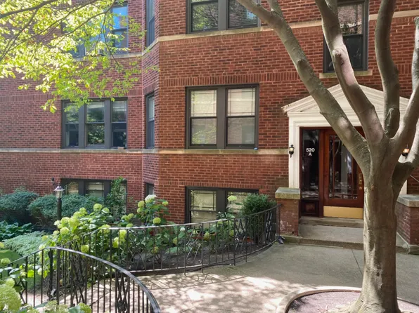 520 Sheridan Rd APT 2A, Evanston, IL 60202