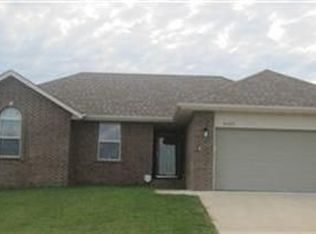 3405 N 28th St, Ozark, MO 65721