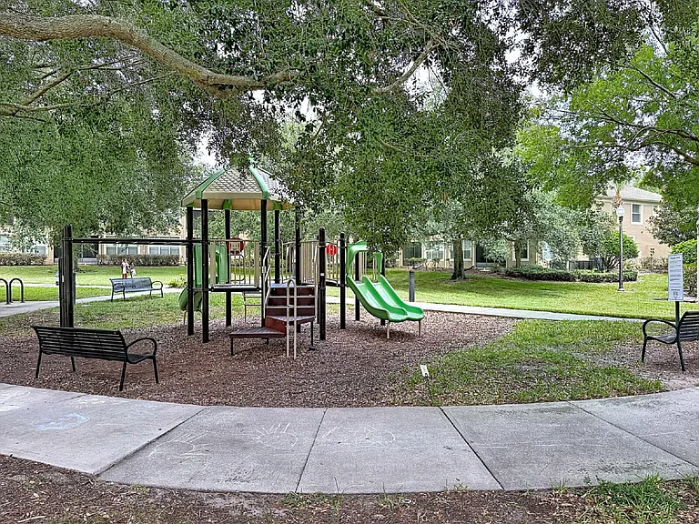 2931 Metro Sevilla Dr #103 — Photo 22