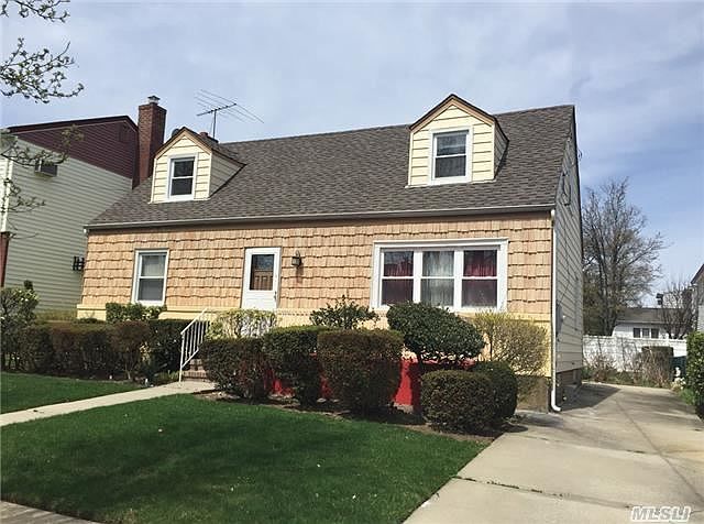 1st image of 211 Bryant Ave