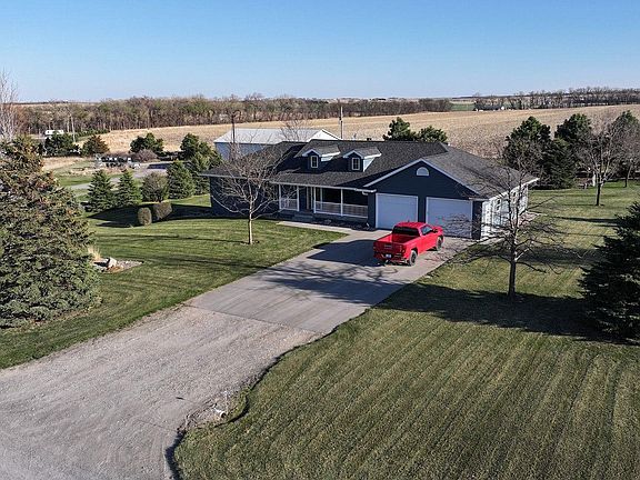 3rd image of 54686 Chardan Dr