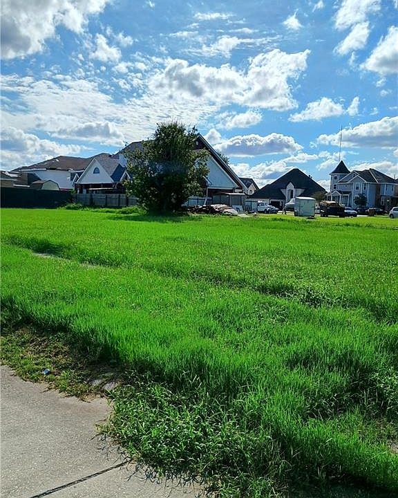2nd image of 1900 Florida Ave