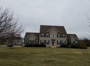 72 Hargrove Cir, Martinsburg, WV 25403