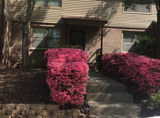 102 High Point Ln, Oak Ridge, TN 37830