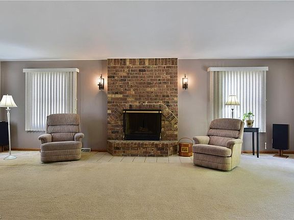 5th image of 5797 Calico Ln