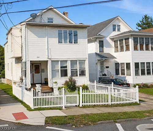 242 Brook Ave Photo 1