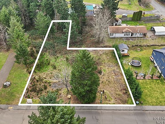 2nd image of 960 NW Angel Heights Rd