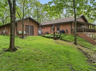 649 Santana Cir, Reeds Spring, MO 65737