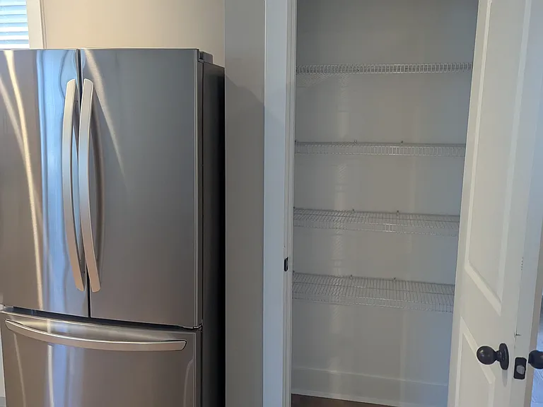 207B White Ave — Photo 7