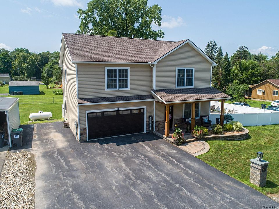 1st image of 8 Elm Ave