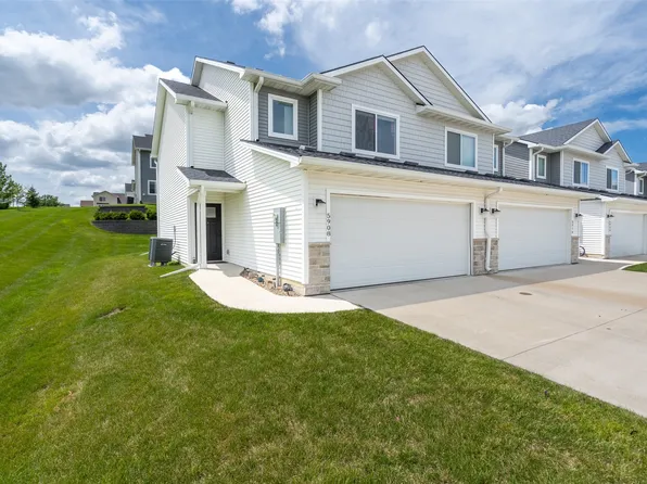 5908 NW 90th Ct, Johnston, IA 50131