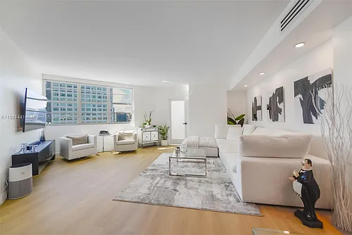 801 Brickell Bay Dr #1962 Photo 1