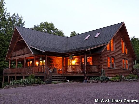 2nd image of 245-345 Weaver Hollow Rd