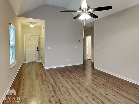 4th image of 62 Trotter Ct