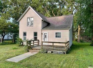 104 S Harshbarger St, Abingdon, IL 61410