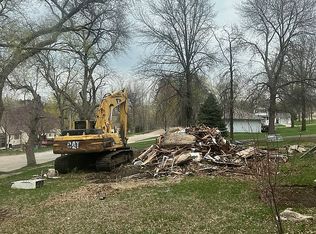 212 N Moldau Ave, Prague, NE 68050