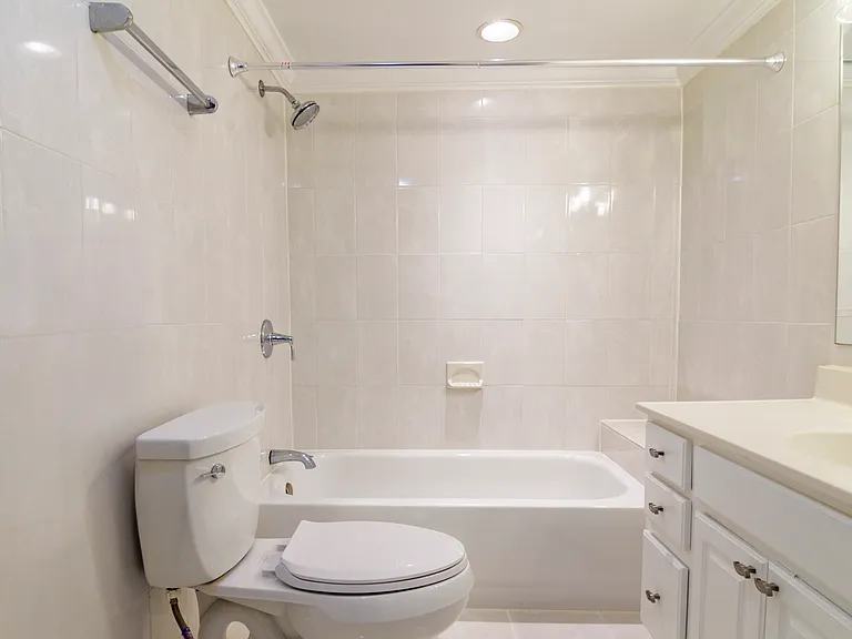 3075 Sunset Ln #3075 — Photo 4