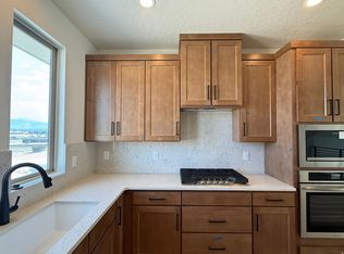 5357 W Centerfield Dr S #126, South Jordan, UT 84009