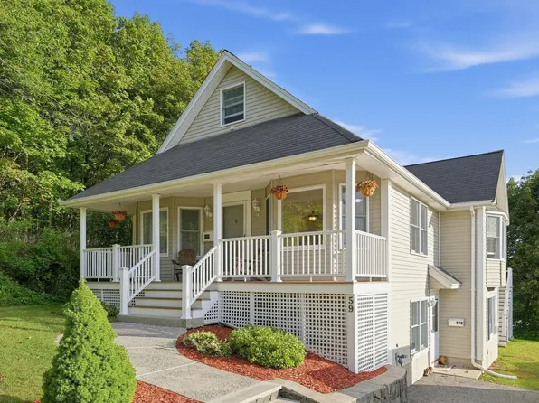 59 Walnut St, Revere, MA 02151