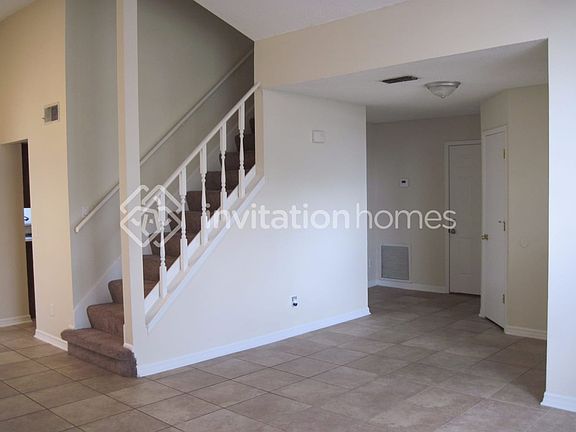 3rd image of 2369 Whispering Maple Dr