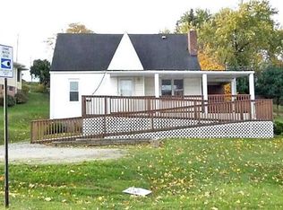 1002 Preston Dr, N Versailles, PA 15137