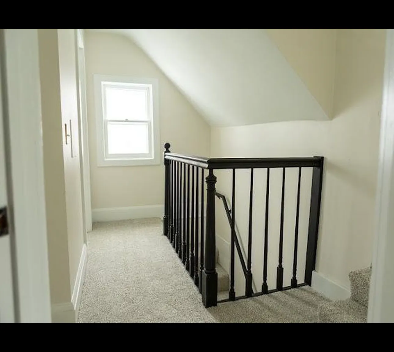 3555 Humboldt Ave N — Photo 4