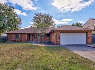 1202 Taurus Dr, Edmond, OK 73003