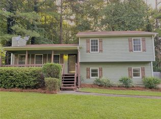 30 Julie Ct, Dallas, GA 30157