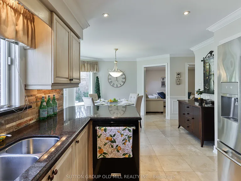 6835 Forest Park Dr — Photo 11