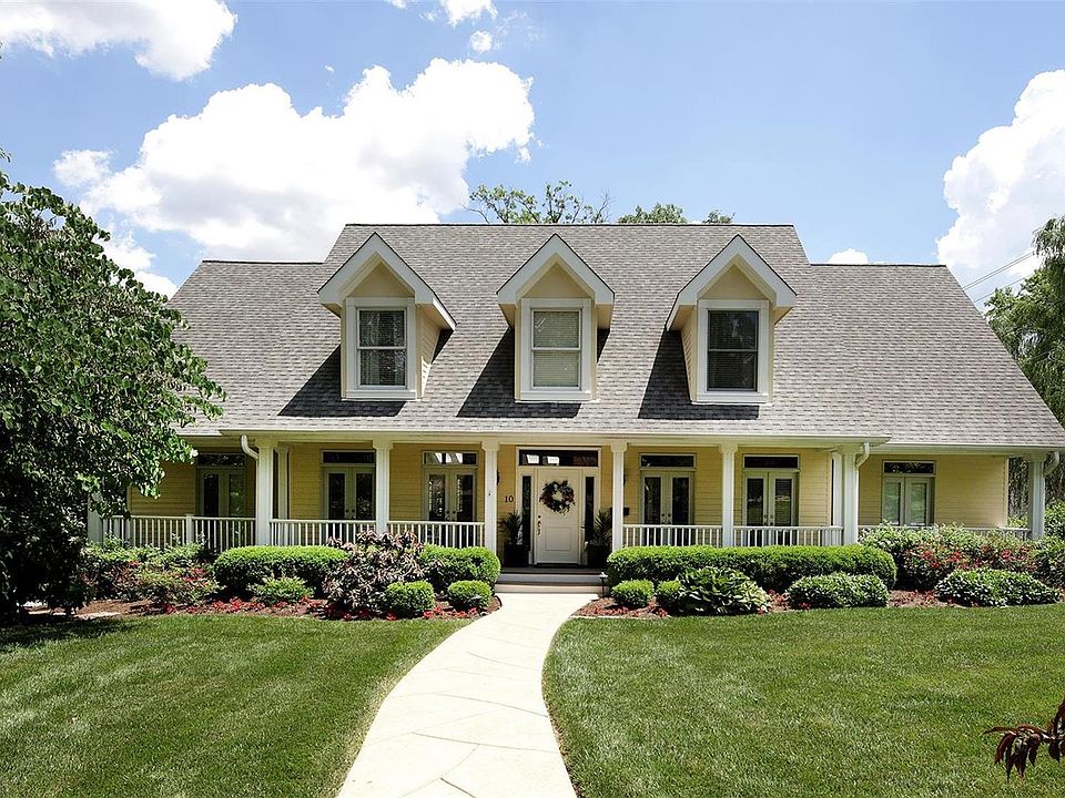 1st image of 10 Cricket Ln