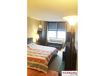 Rented by Warburg